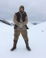 WeatherWool Advisor Bill McConnell, from Dual Survival, wore a WeatherWool Anorak in Lynx Pattern for the Chilean Survival Challenge