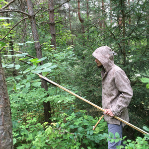 WeatherWool Advisor Zach Gault, @Primitive.Living, has a large social media presence and is a fulltime outdoor skills instructor and practitioner.  Zach makes his own atlatl and darts and hunts with them.